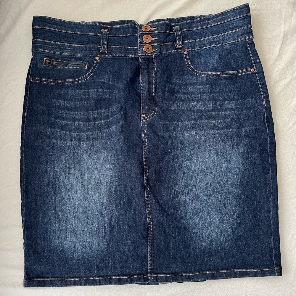 Women's Denim Skirt